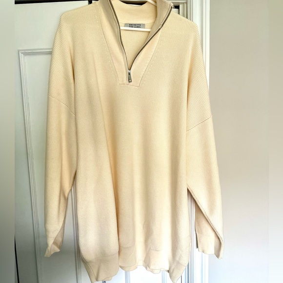 Brunette The Label Half Zip. L/XL. Cream in colour. - Picture 3 of 3